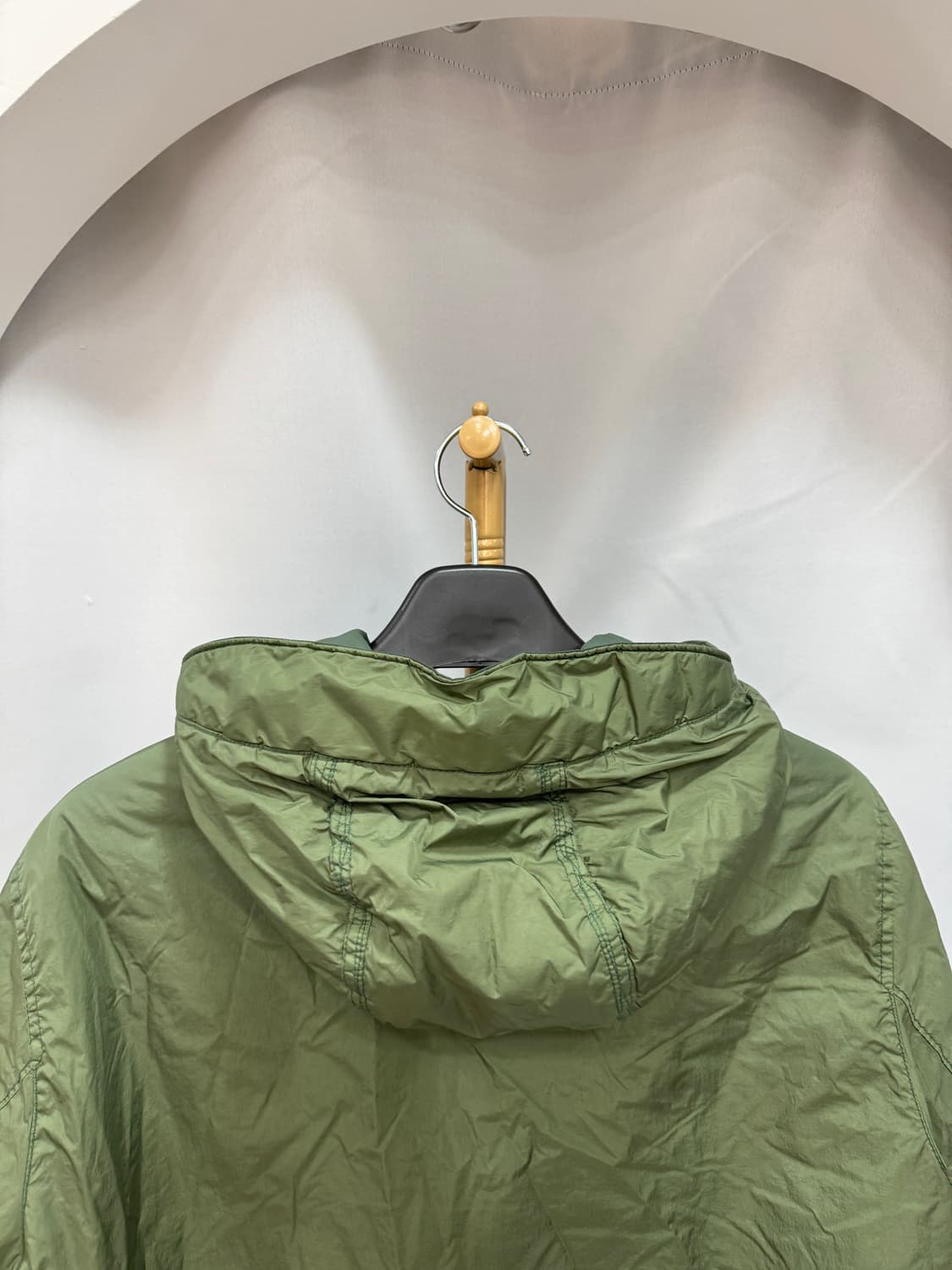 백화점판 스톤아일랜드 크링클랩스 봄버 자켓 S  상품이미지3