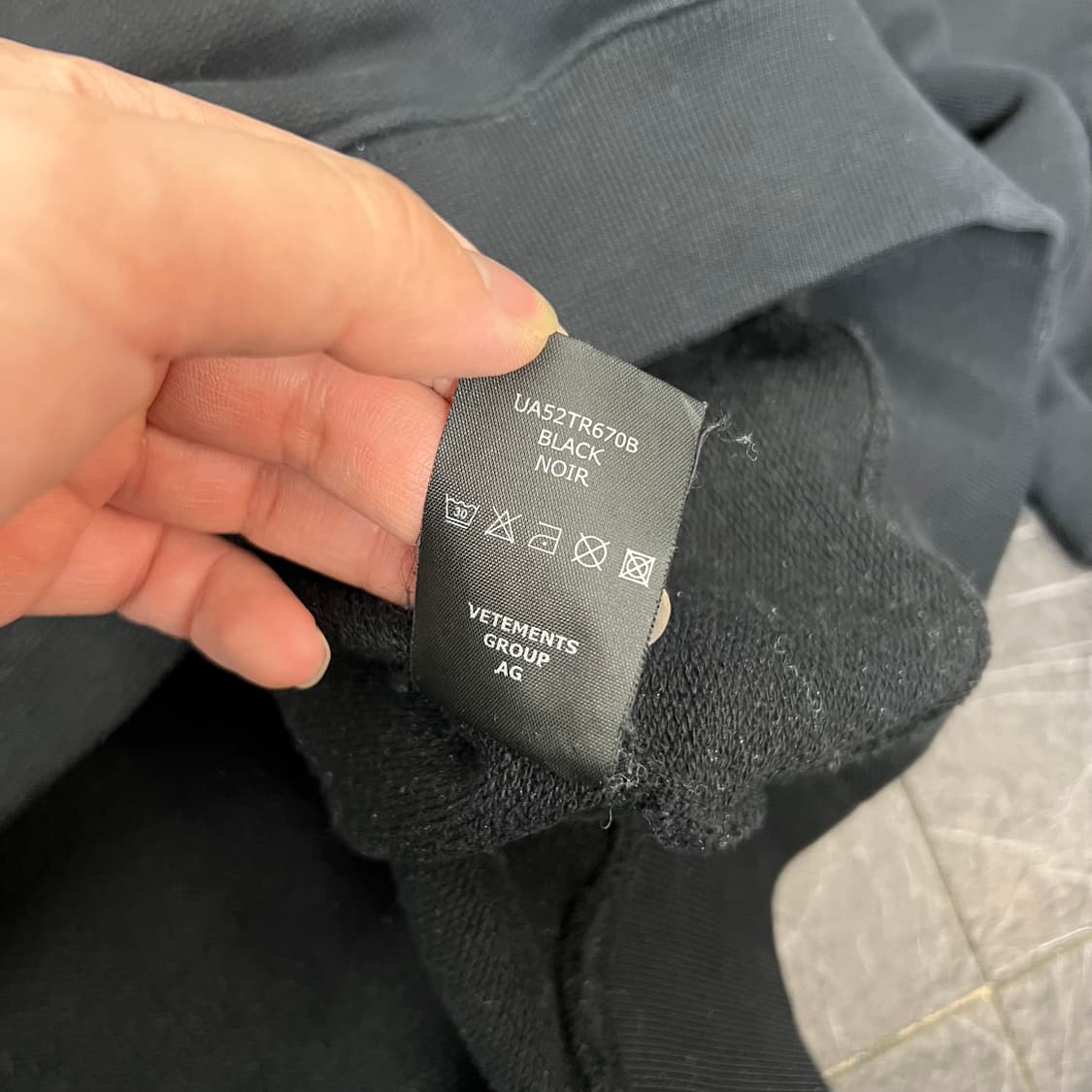 베트멍 더블넥 메이드 인 유럽 스웻 맨투맨 블랙 상품이미지8