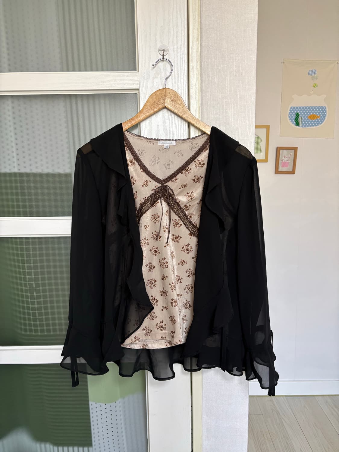 블랙 프릴 시스루 가디건 상품이미지1