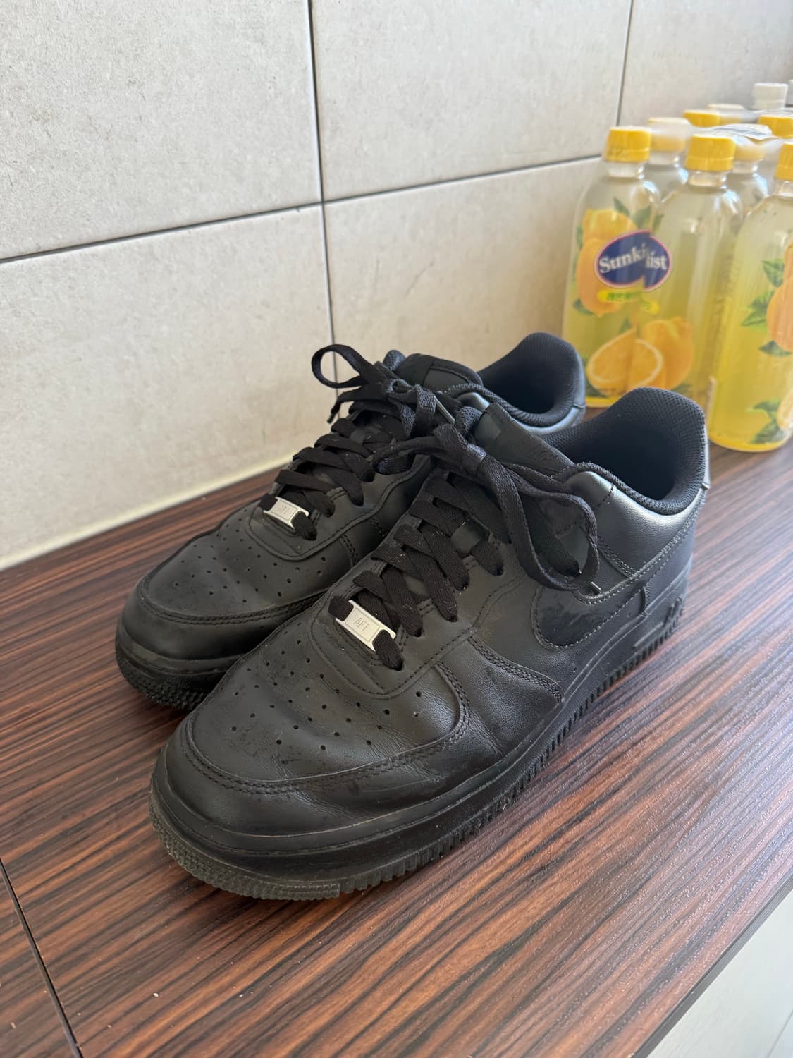 나이키 에어포스 1 '07 로우 트리플 블랙 상품이미지3