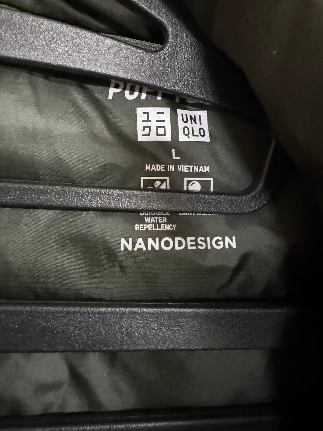 유니클로 퍼프테크 경량패딩 올리브 L 새상품 상품이미지3