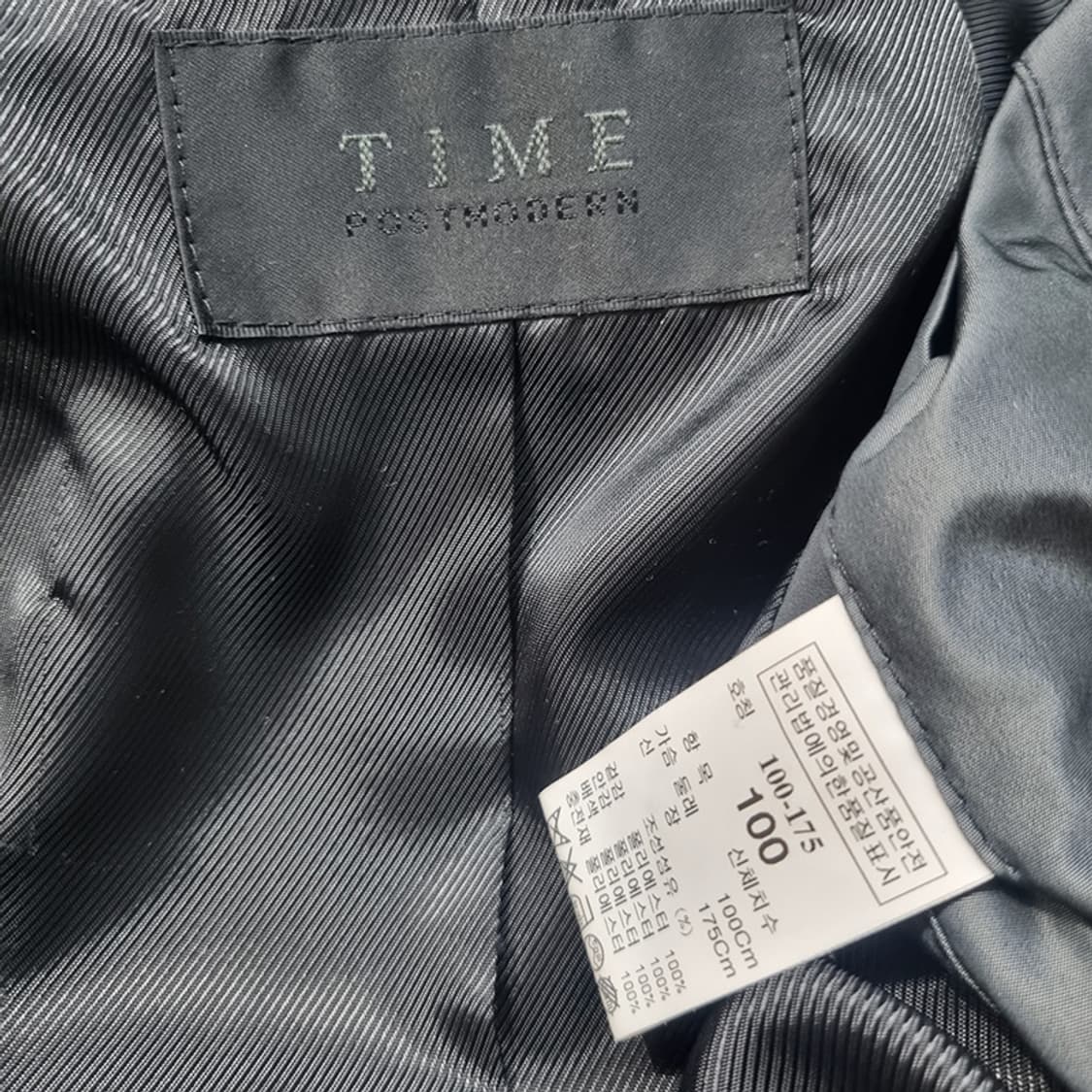 타임 포스트모던 블랙 폴리 새틴 남성 자켓 100 상품이미지3