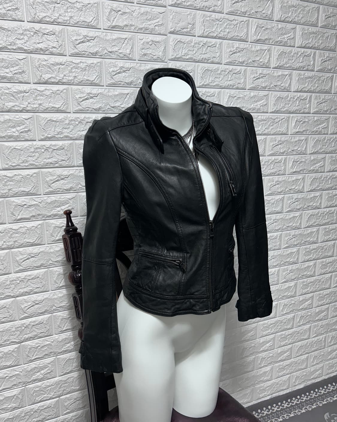 Espirit 램스킨 하이넥 버클 자켓 상품이미지1