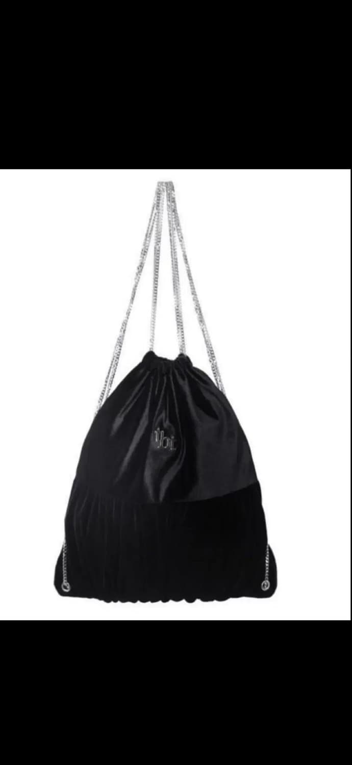 쓰리타임즈 벨벳 체인 백팩 상품이미지1