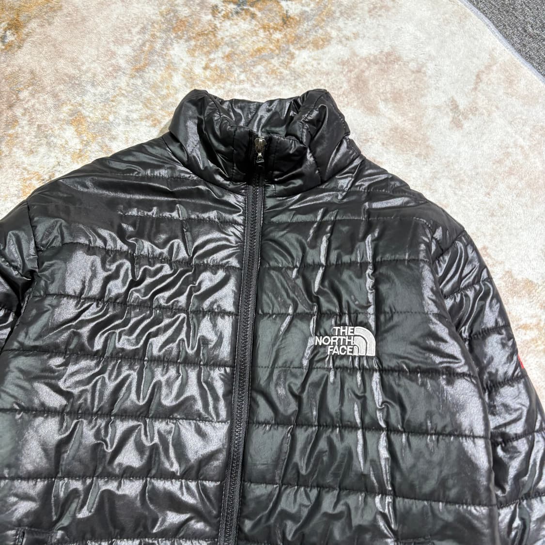 노스페이스 빈티지 유광 경량패딩 상품이미지2
