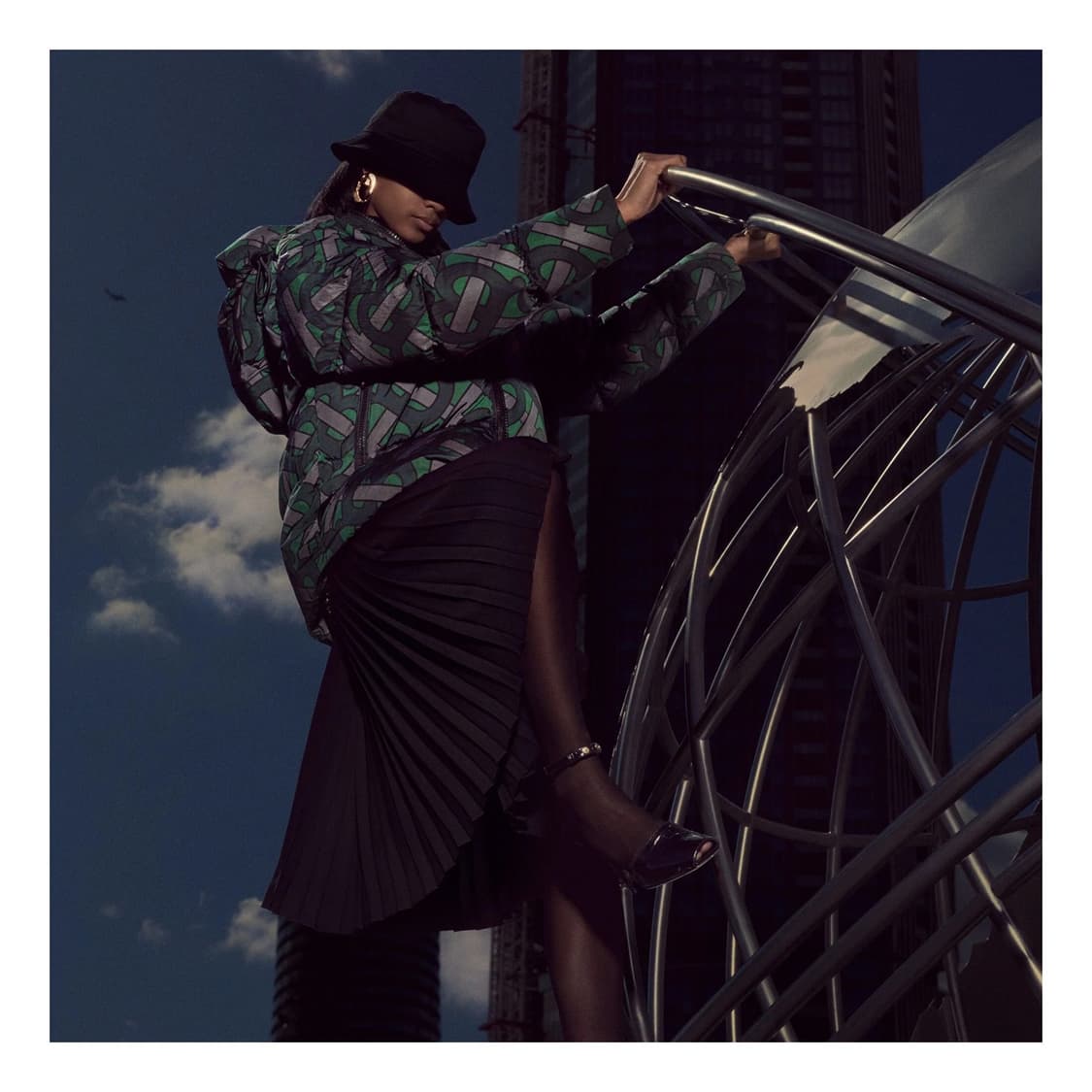 정품 버버리 모노그램 패딩 점퍼 자켓 상품이미지5