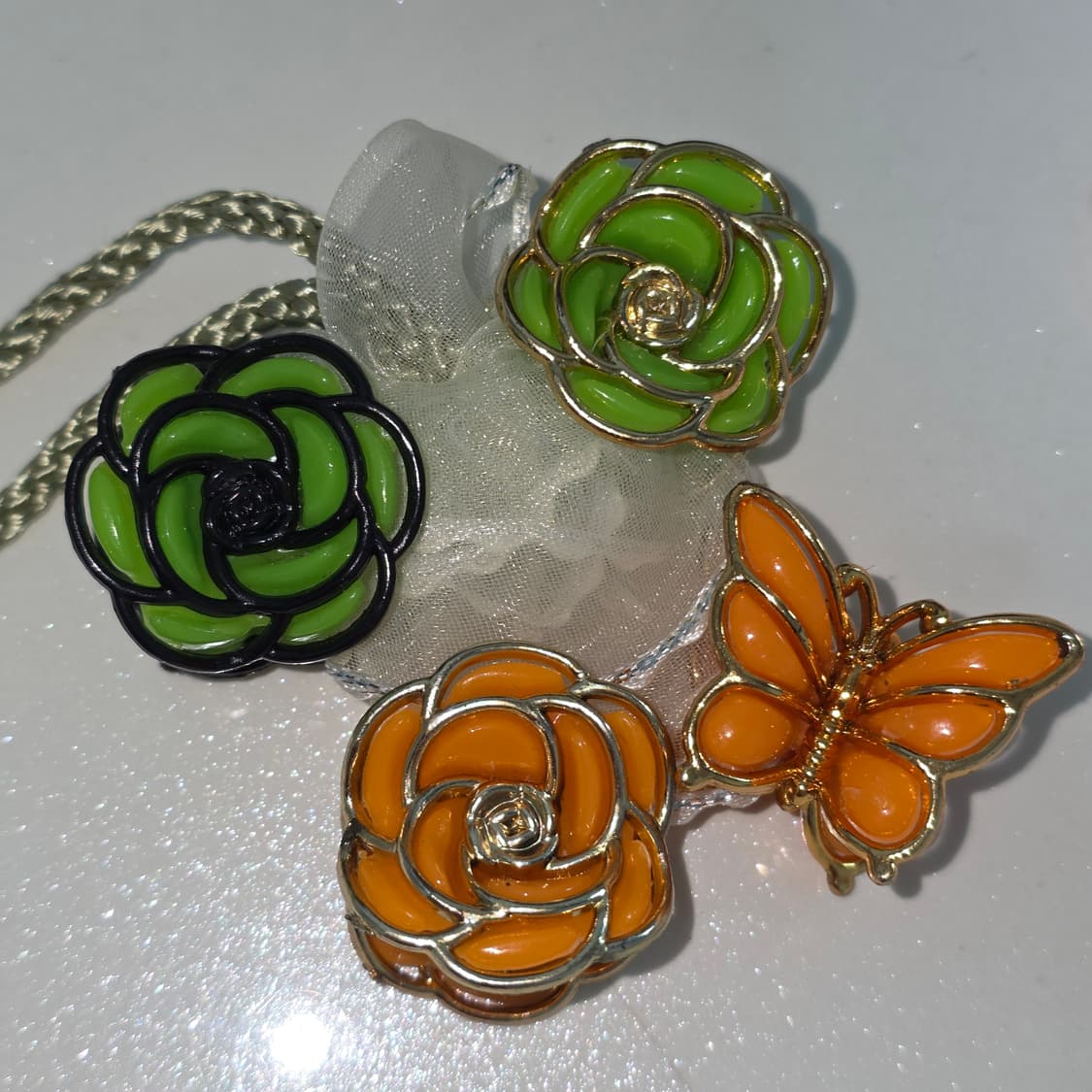 빈티지)로즈&나비 버터플라이 오브제 고딕로리타 모리걸 갸루미니헤어집게핀 상품이미지1