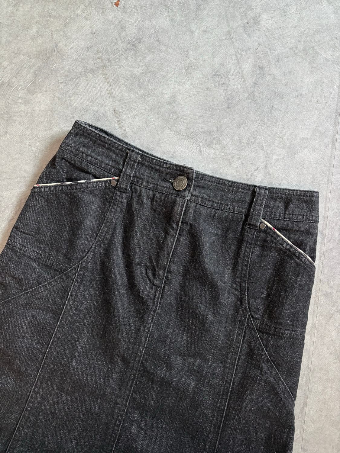 Burberry 버버리 블랙데님 미디 스커트 상품이미지3