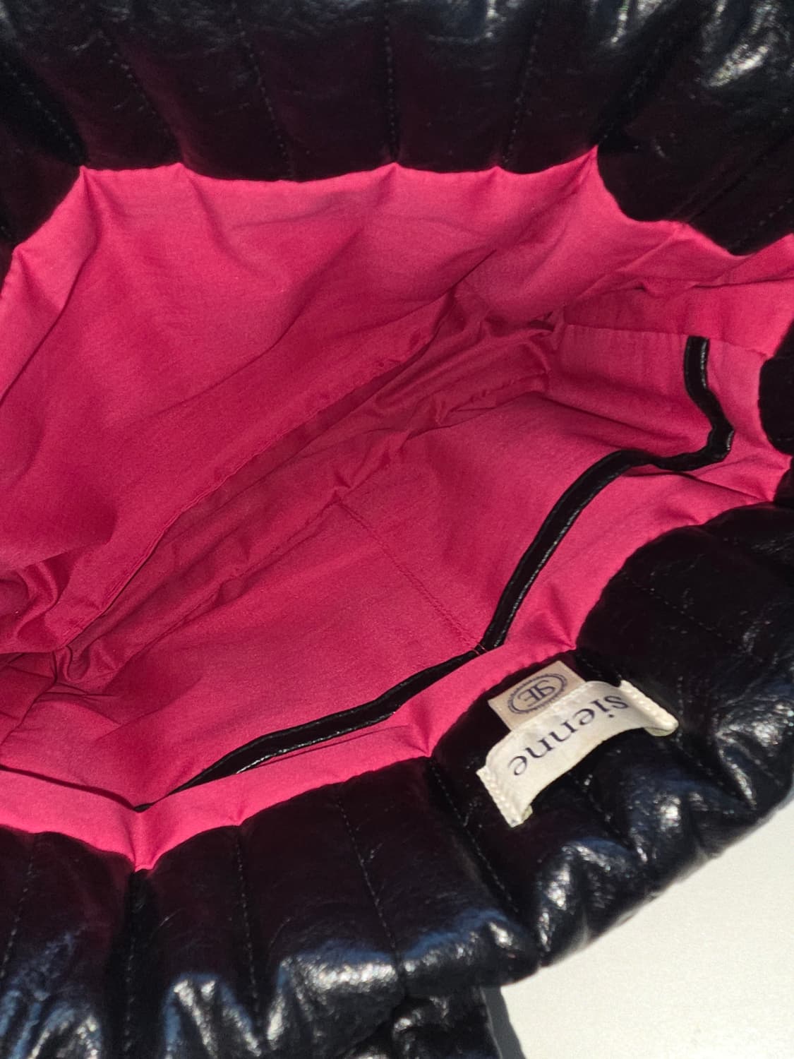 시엔느 레더 패딩백 상품이미지4