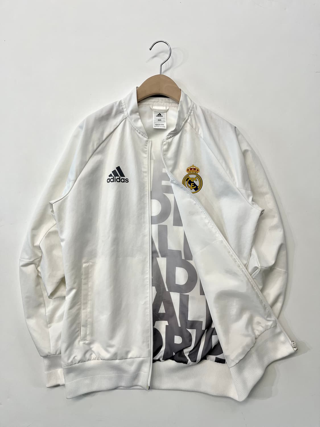 Adidas 아디다스 오리지널 레알마드리드 화이트컬러 바람막이 자켓 상품이미지4