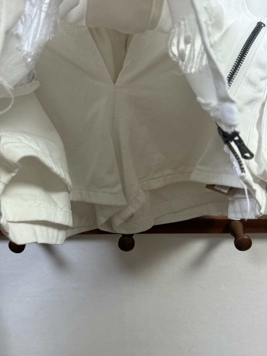 화이트 카고 미니스커트 상품이미지3