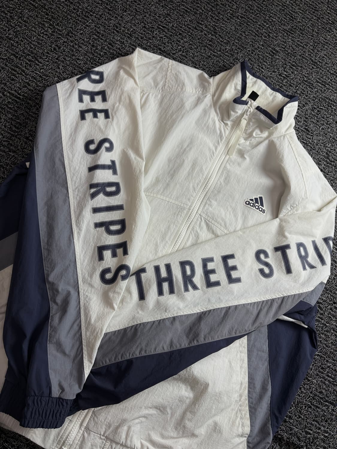 아디다스 워딩 디테일 우븐 풀집업 바람막이 3831 상품이미지4