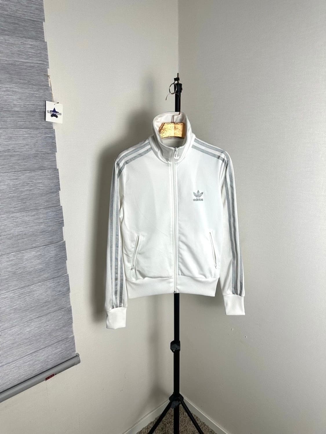아디다스 희귀 흰은 화이트 실버 크롭 져지 트랙탑 상품이미지2