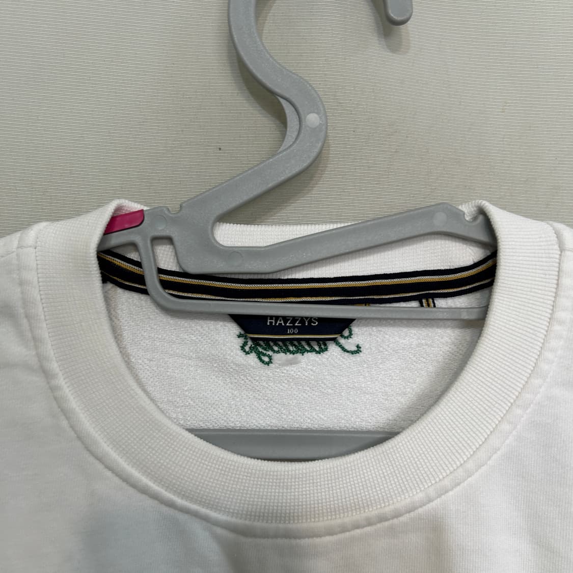 헤지스 2022 남성 맨투맨 100 상품이미지2