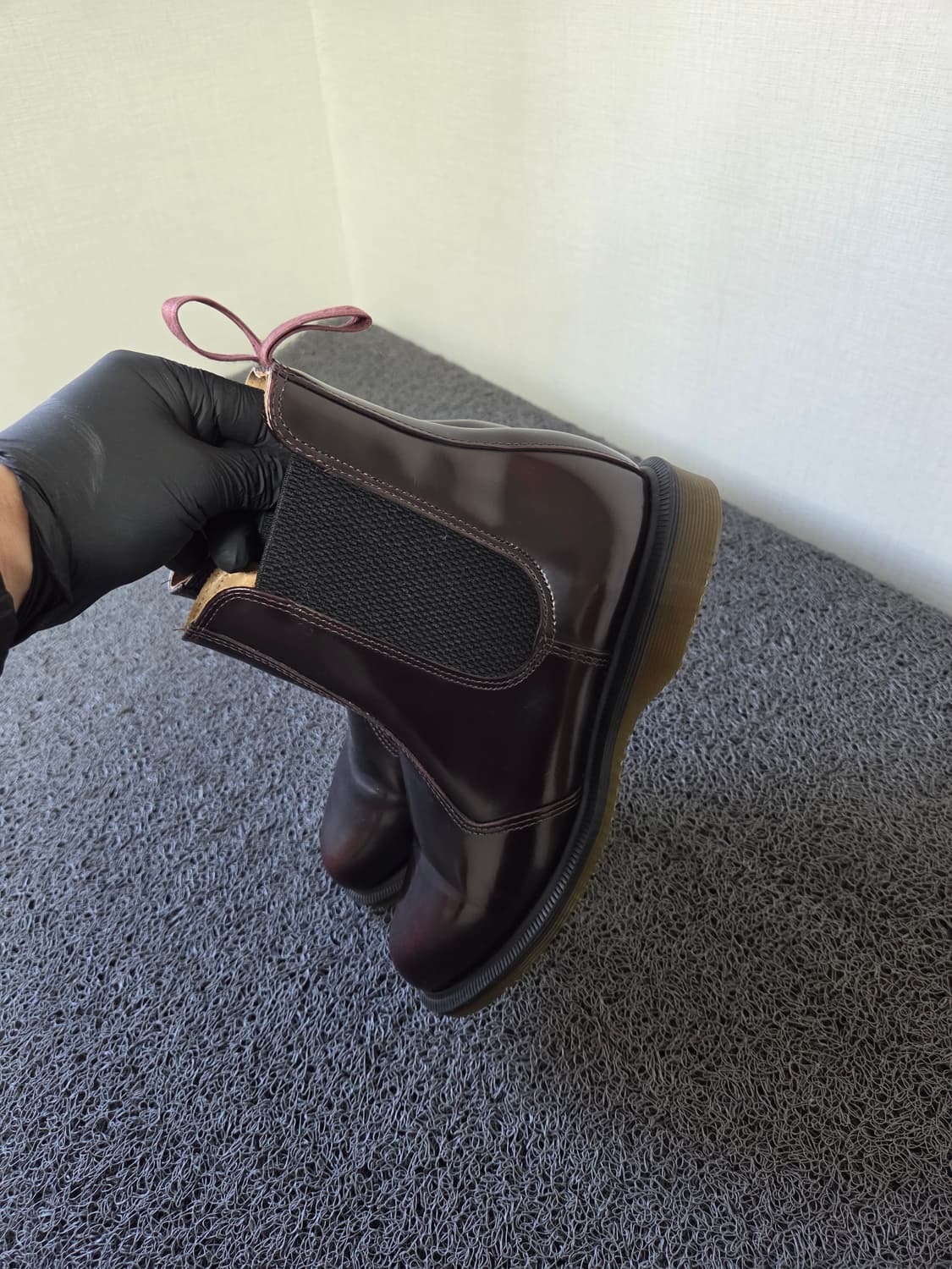 닥터마틴 플로라 버건디 첼시 부츠
Uk4 상품이미지3