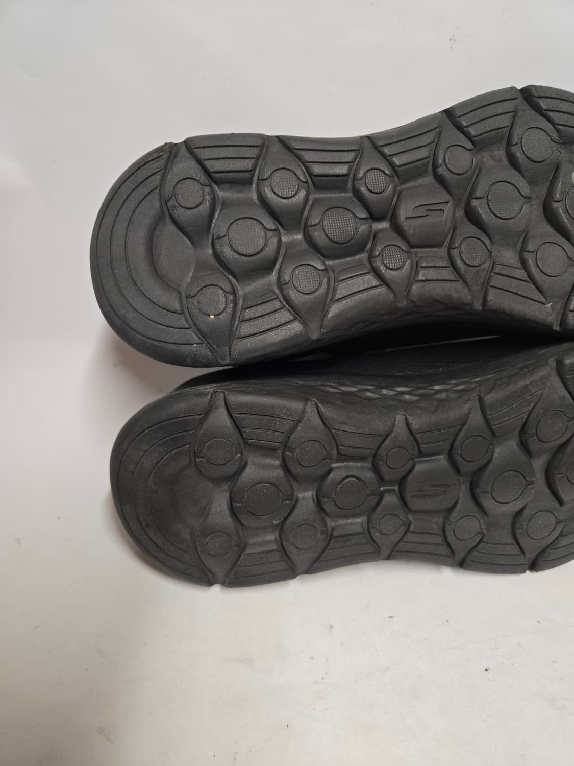 스케쳐스 고워크 블랙 슬립온 운동화 260mm 상품이미지7