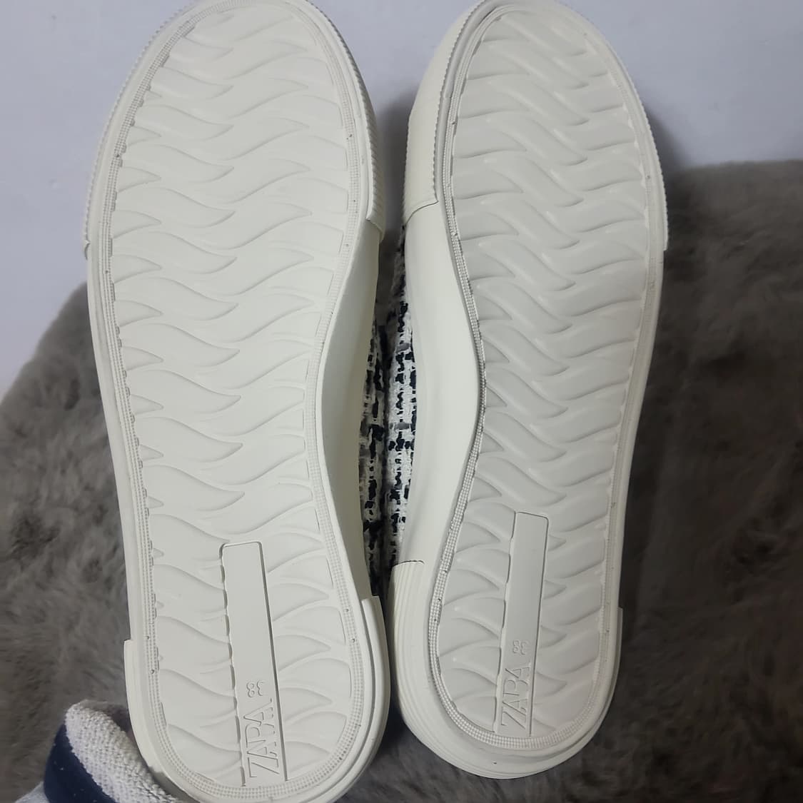 자라 트위드 슬립온 뮬 스니커즈 블로퍼 새상품 여자 38 250 상품이미지4