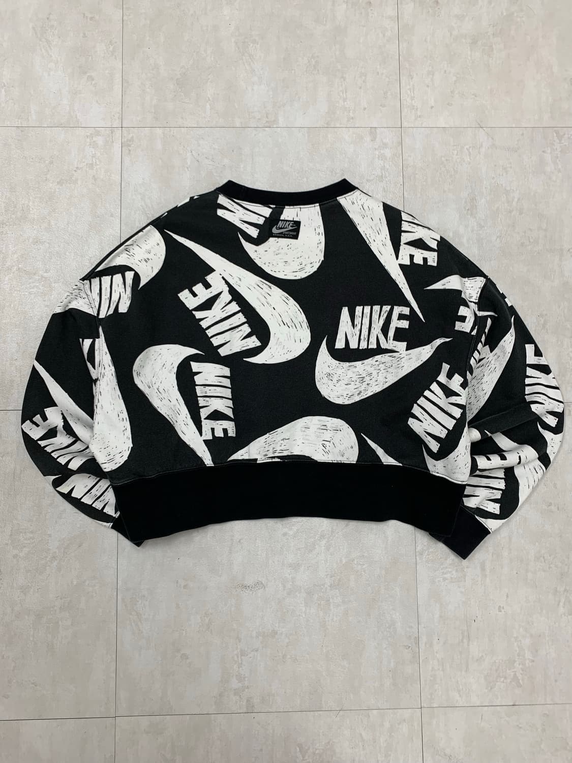 나이키 패턴 크롭 맨투맨 #613 상품이미지6