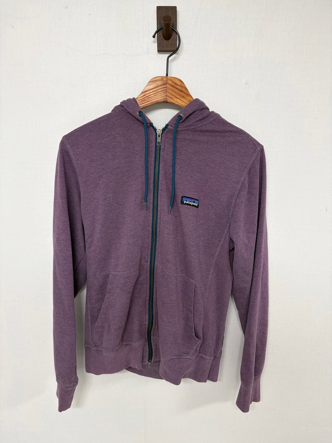 [xs] Patagonia 파타고니아 p-6 라벨 코튼 후드집업 상품이미지1