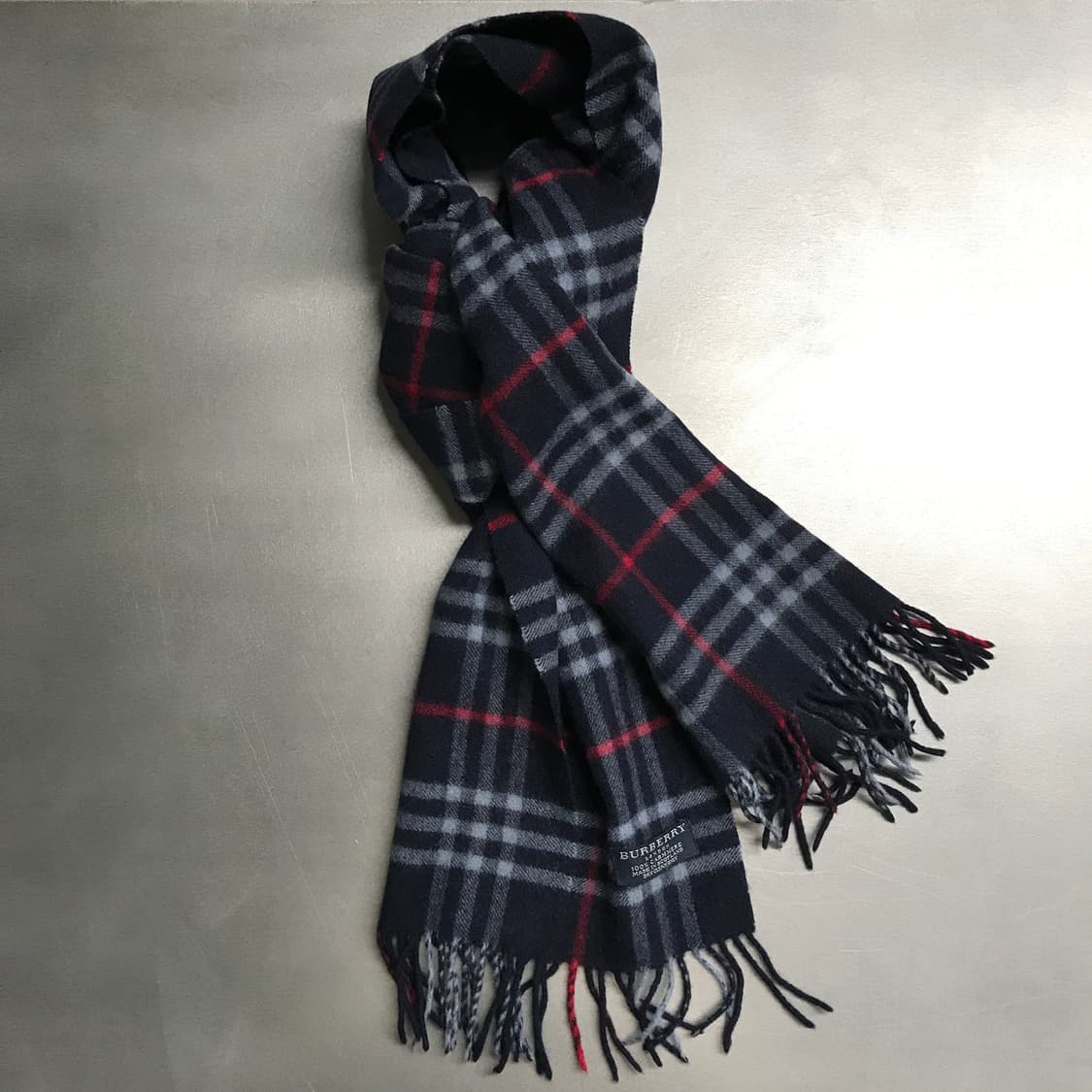버버리 정품 캐시미어 머플러 네이비 상품이미지4