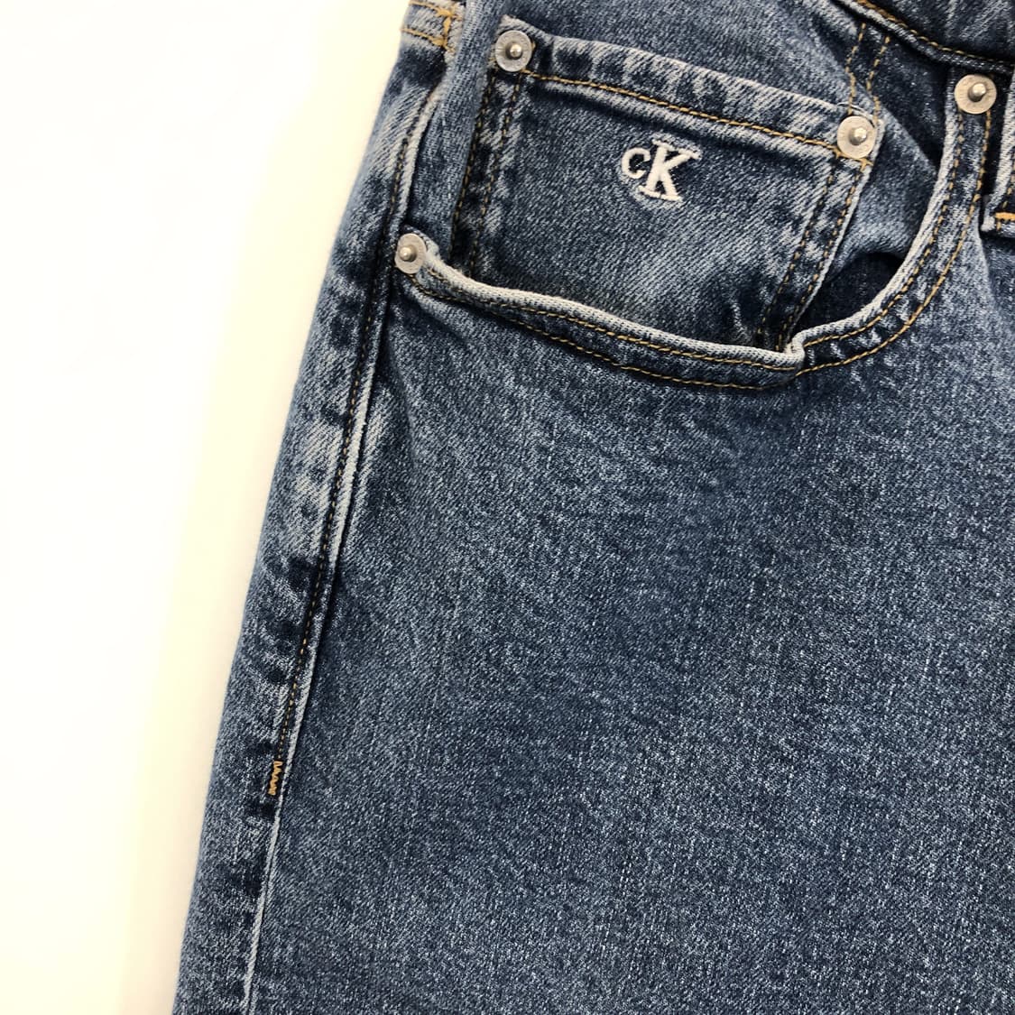 ck 캘빈클라인 레더패치 레귤러 데님진 30 인치 스판 상품이미지2