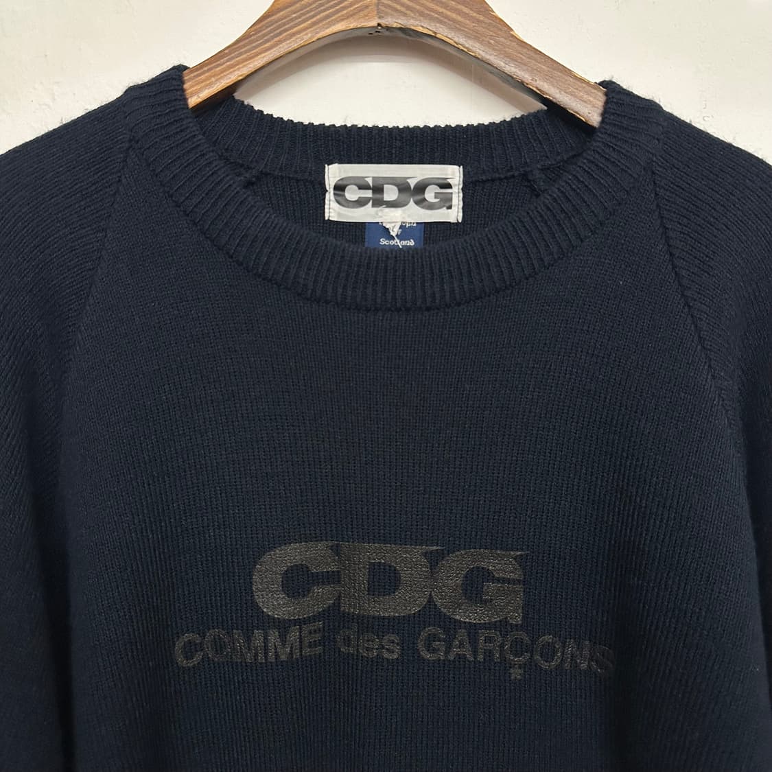 CDG 스쿨 스웨터 ‘네이비’ 상품이미지2