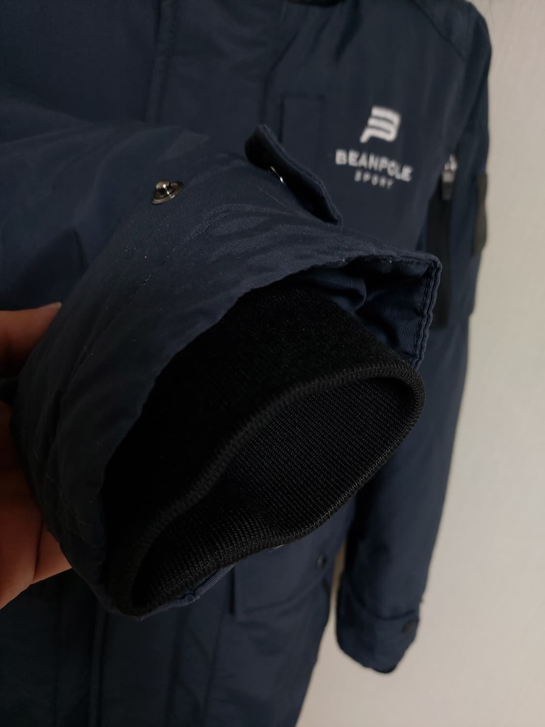 빈폴스포츠 공용 슈퍼 다운 스텐다드 롱패딩 (85)

 상품이미지4