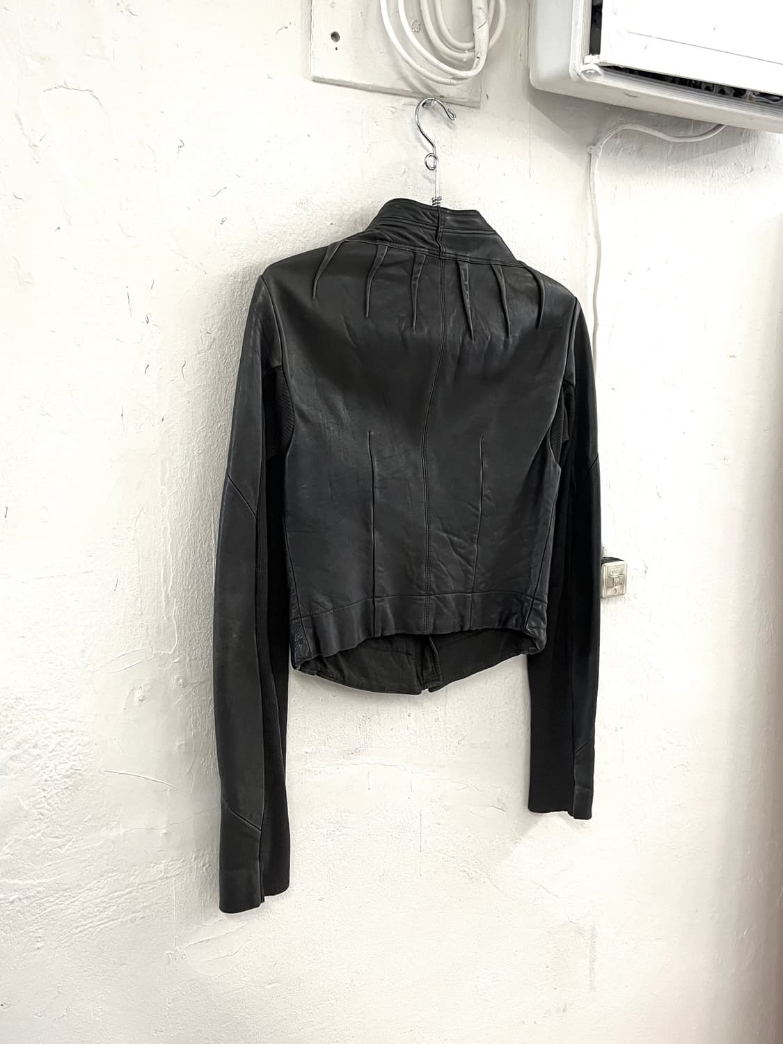 릭오웬스 2004FW 램스킨 레더 다트 자켓 상품이미지9