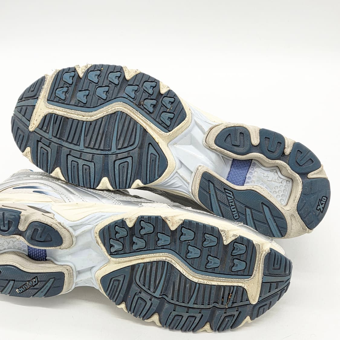  미즈노 웨이브 라이더 10 아크틱 아이스 (270) 상품이미지3