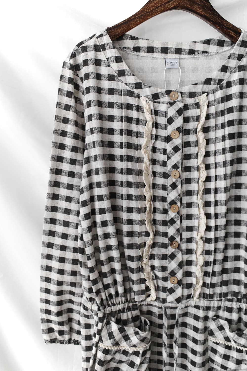 check lace blouse 상품이미지3