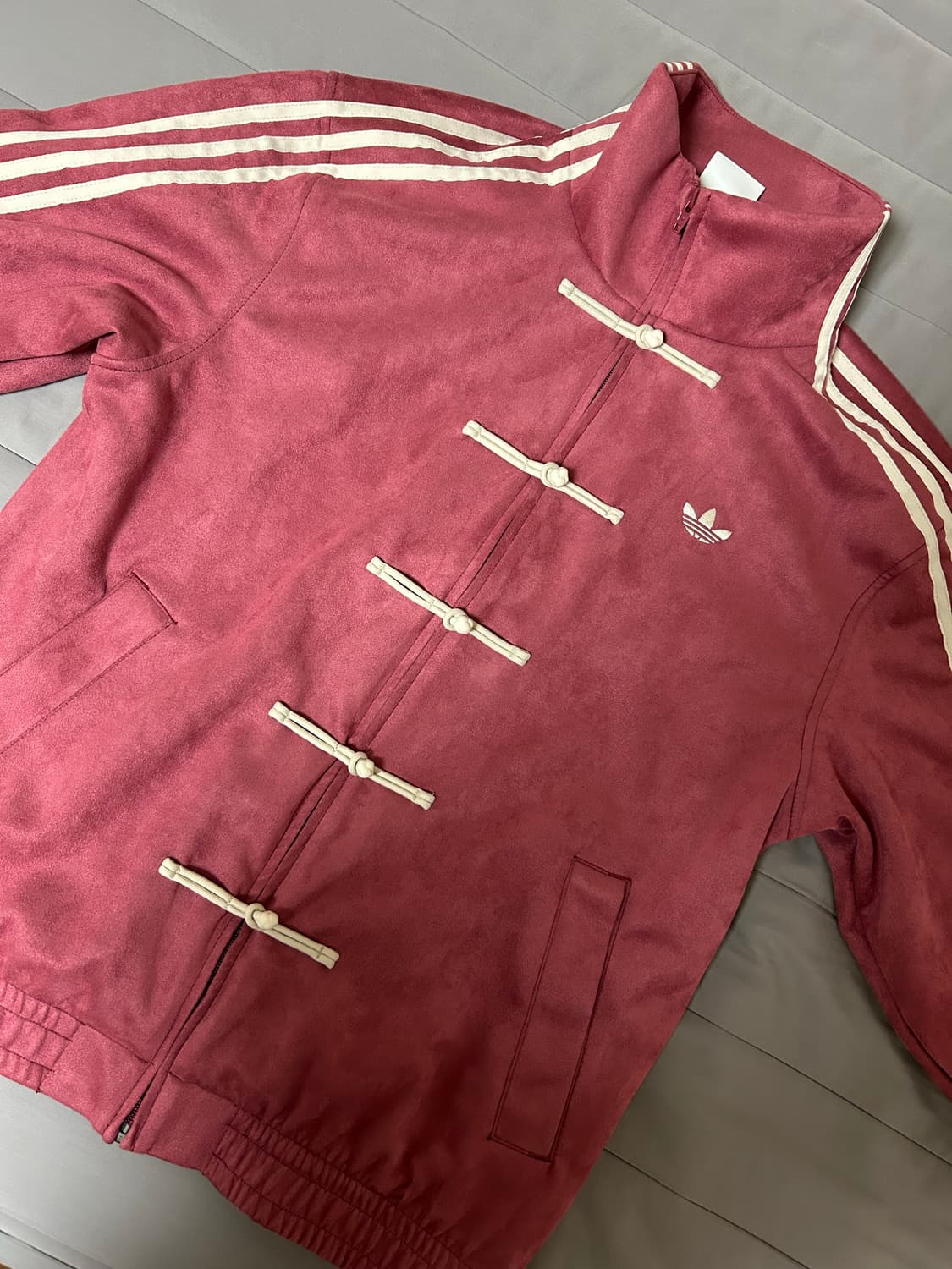 중티다스 레드 s 팝니다 상품이미지2