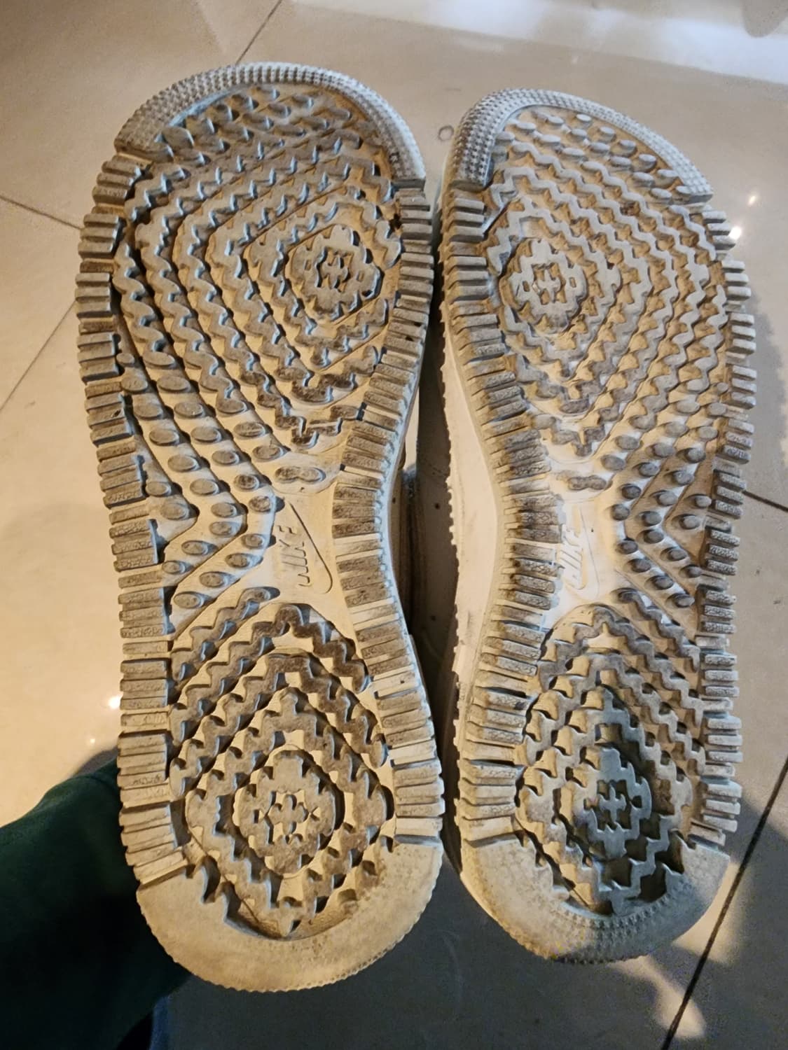 NIKE 나이키 에어포스 1 럭스 서밋 화이트 270mm 팜. 운동화 상품이미지7