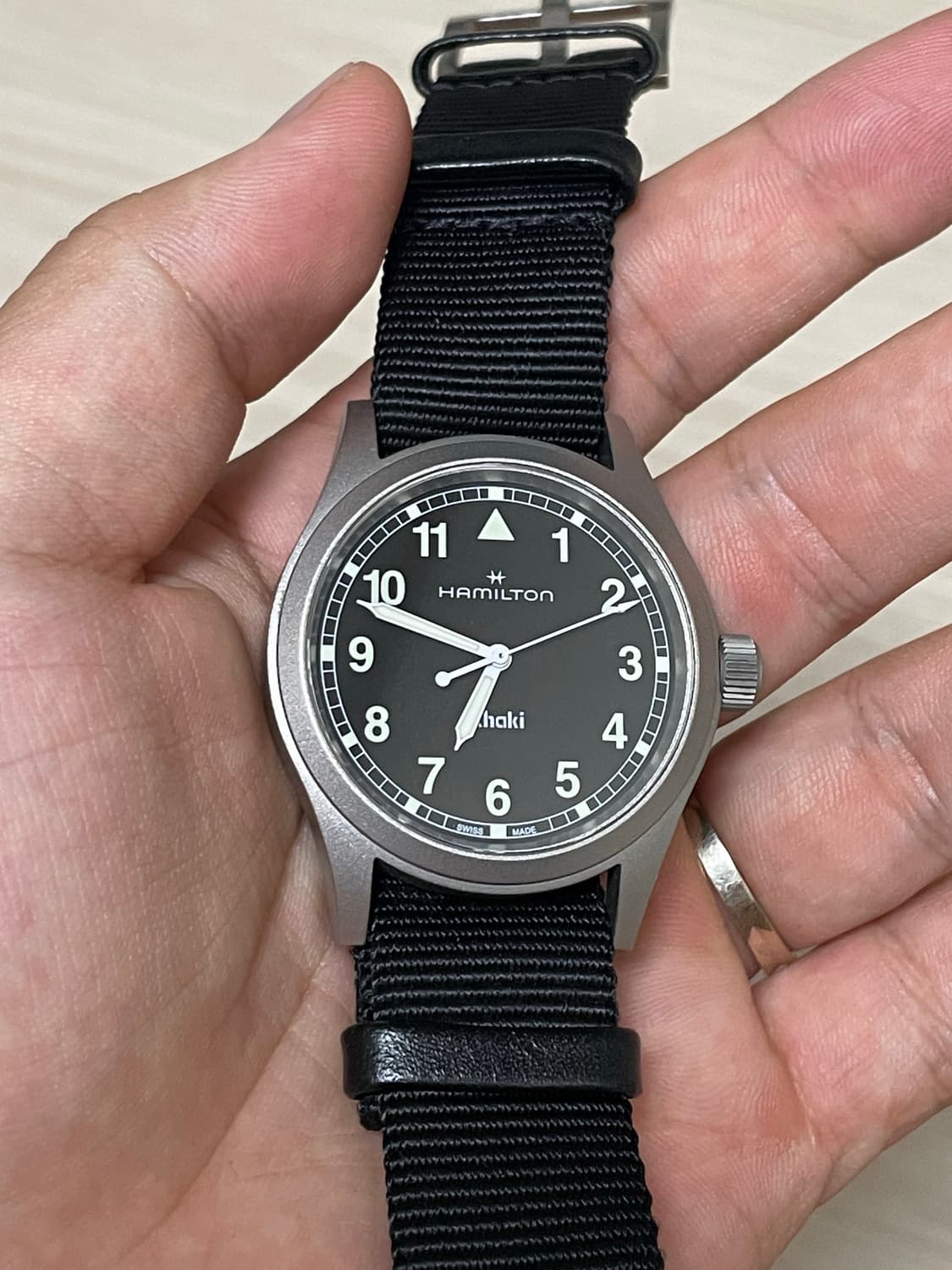 해밀턴 카키필드 쿼츠 38mm 블랙 상품이미지6