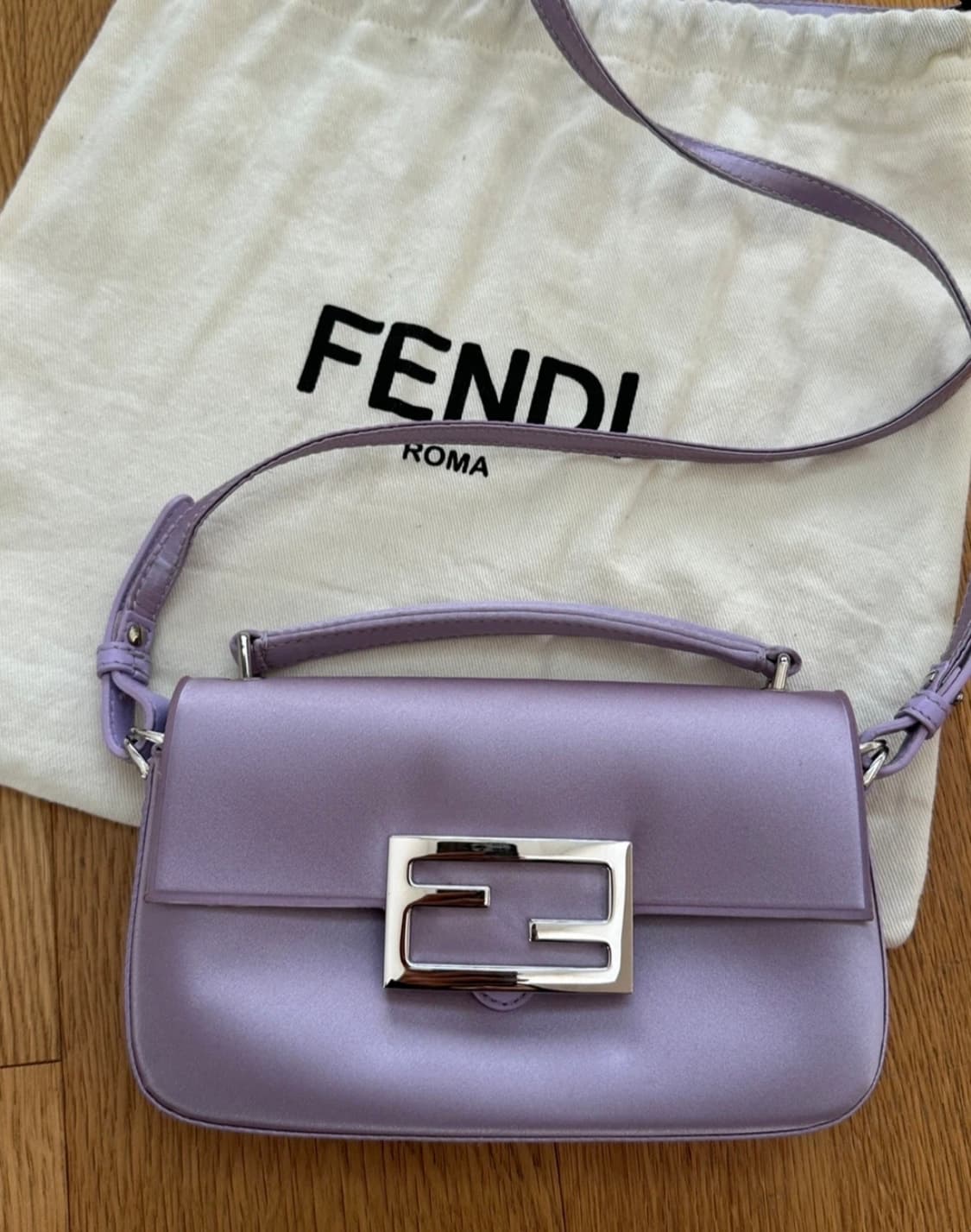 펜디 라벤더 바게트 스몰백 상품이미지1