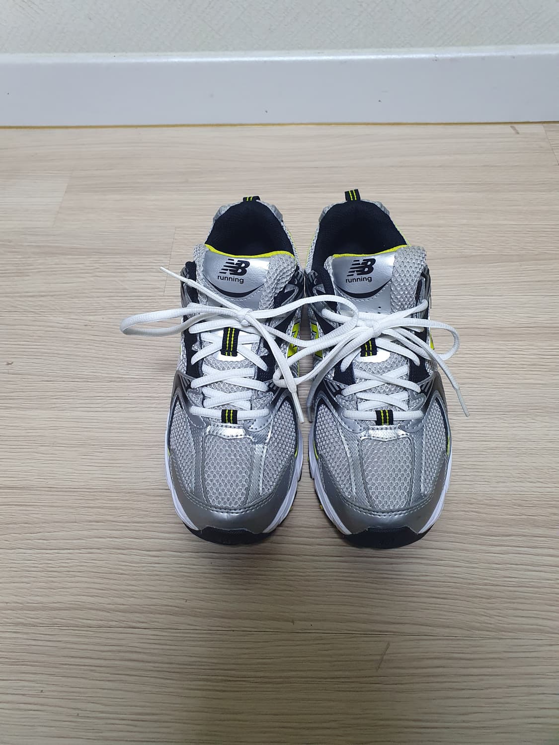 뉴발란스 530 실버 옐로우 운동화 245 상품이미지4