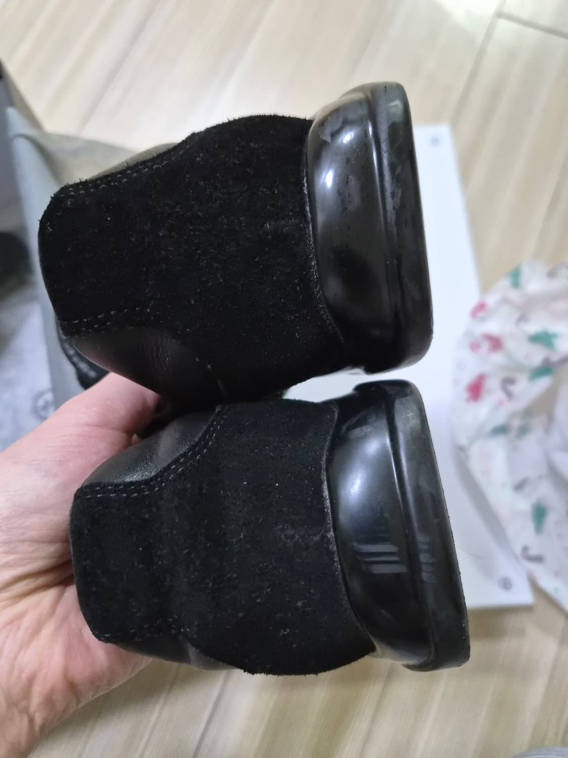 페몬트 스퀘어 블랙 250(w) 상품이미지4