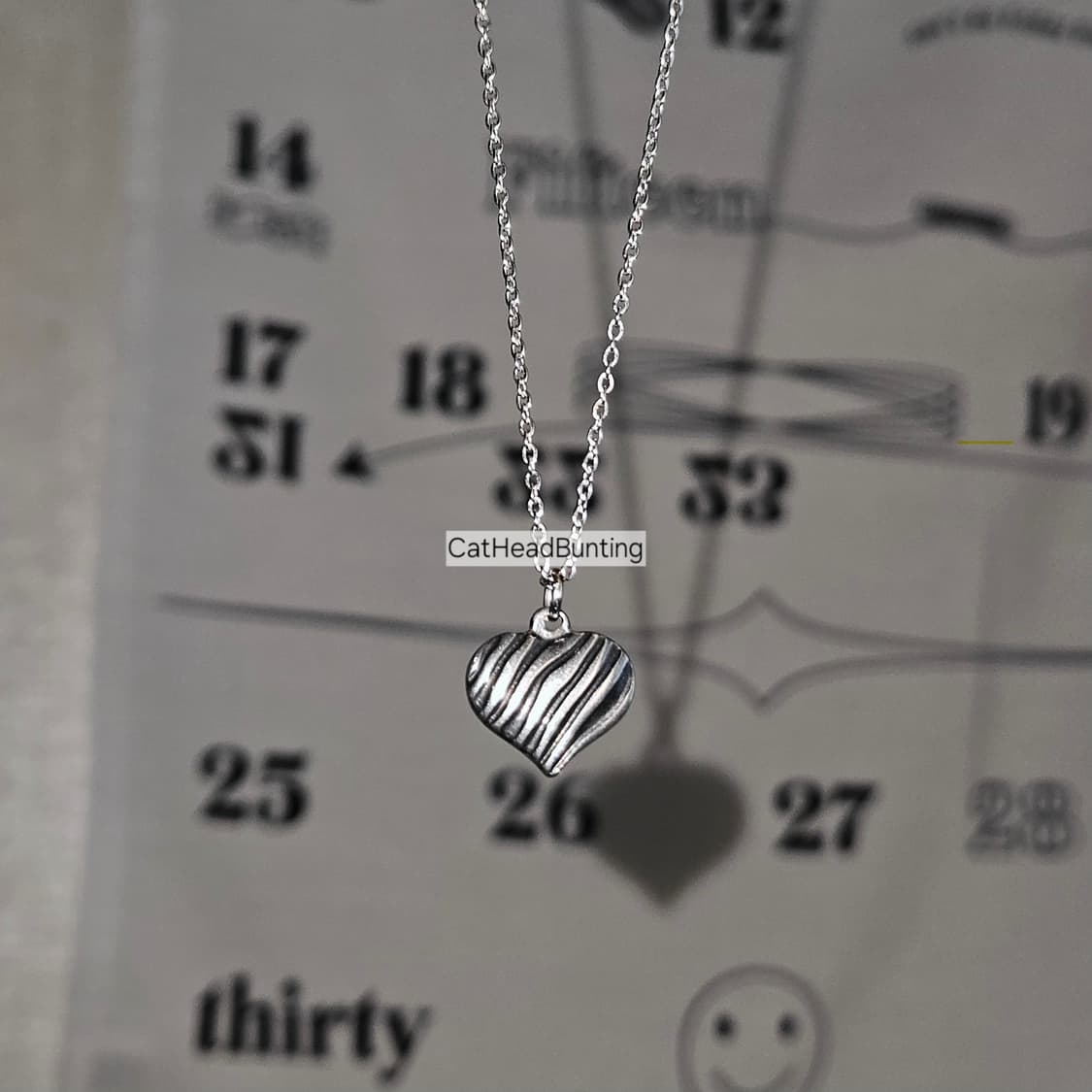 블랙업 하트 지브라 팬던트 목걸이 상품이미지2