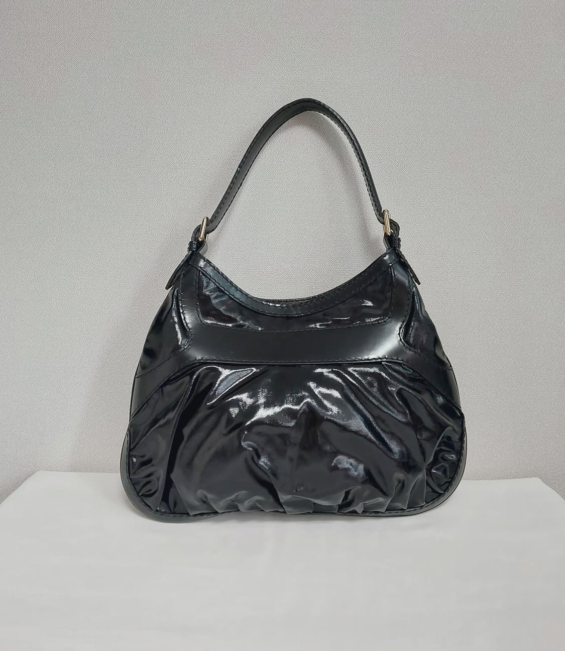 구찌 크리스탈 리본 퀸 호보백 숄더백 블랙 (정품) 상품이미지5