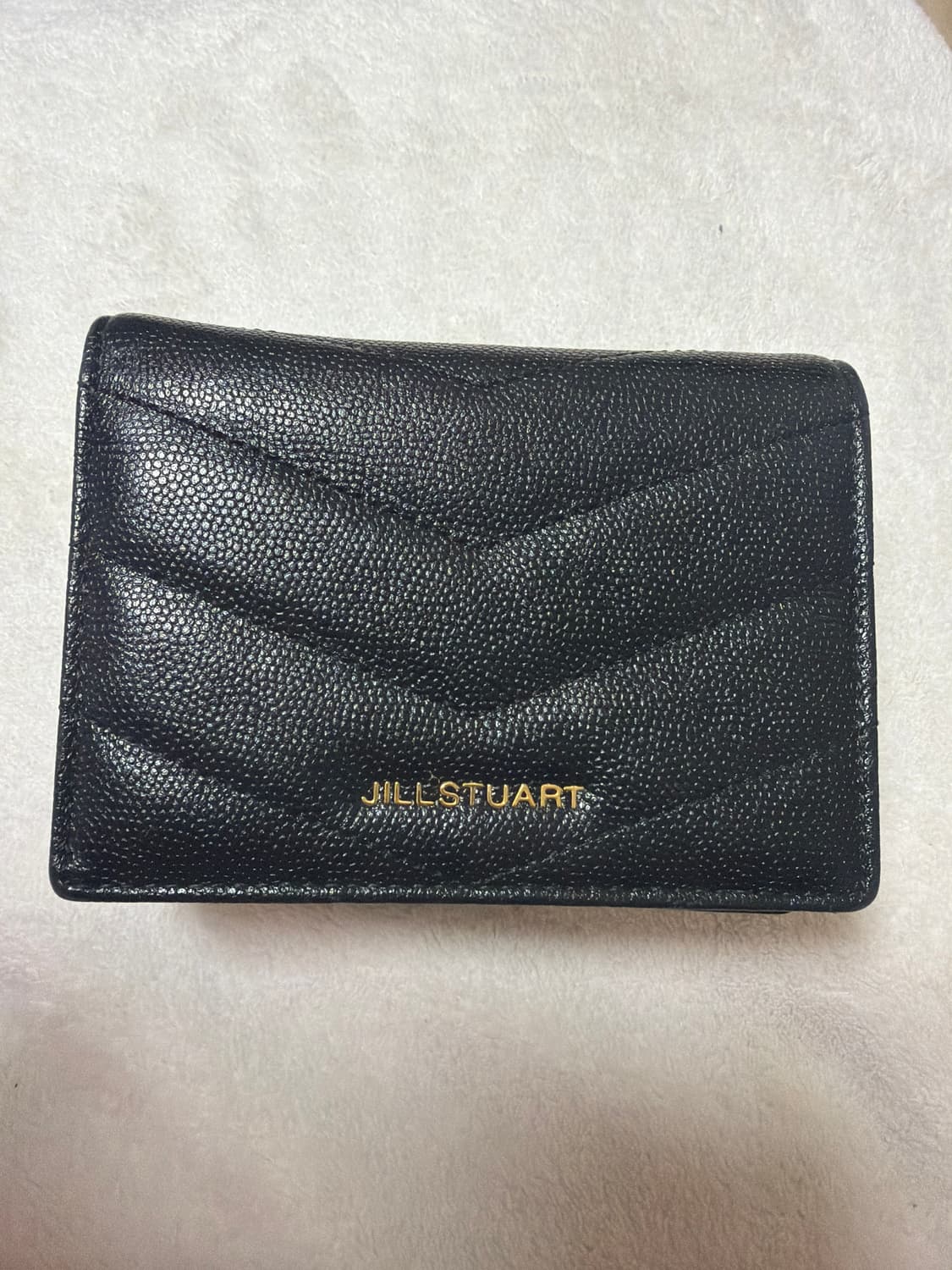 질스튜어트 퀼팅지갑 상품이미지1