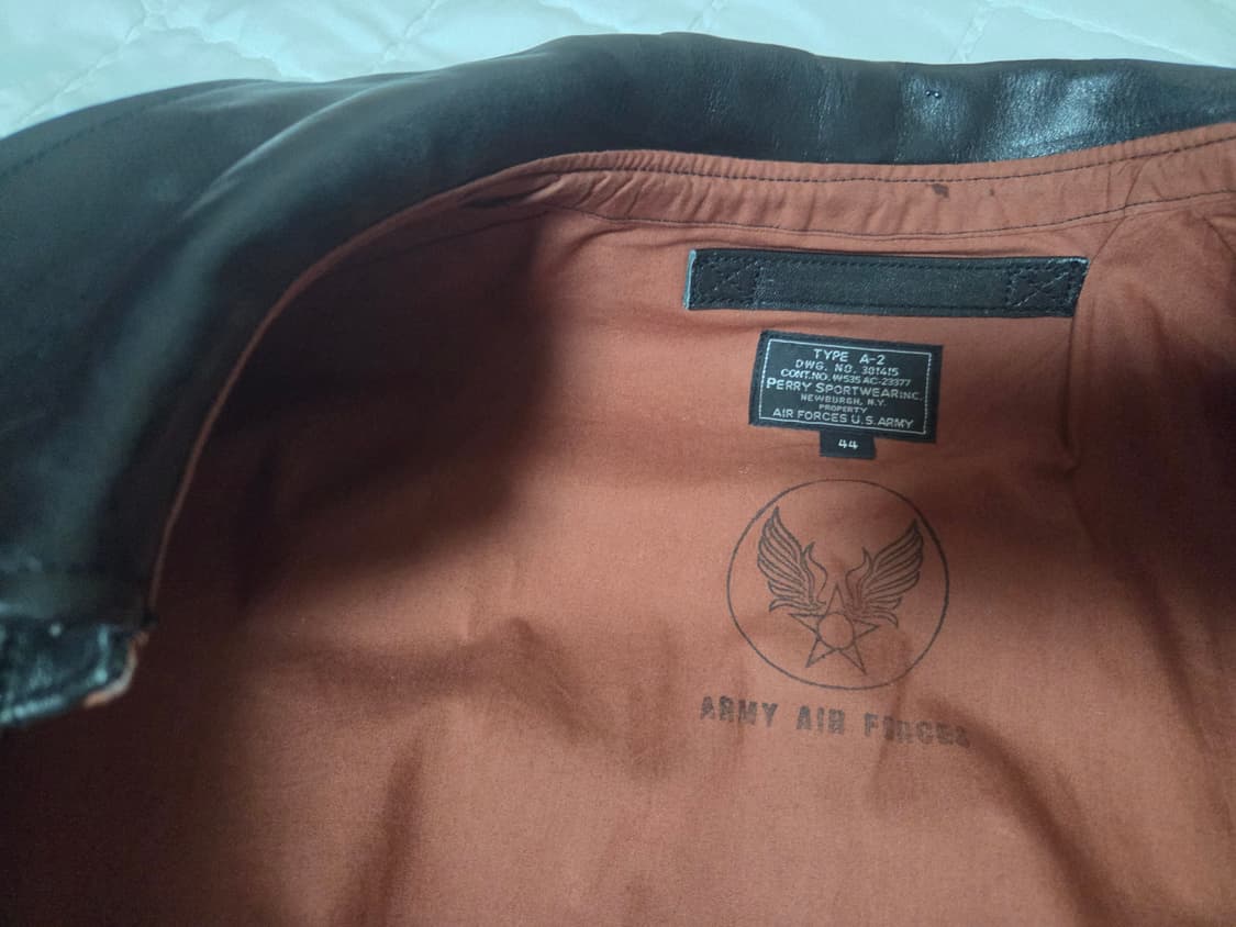 아카펠라클로딩 신키사 말가죽 a2자켓 팝니다 44사이즈 상품이미지3