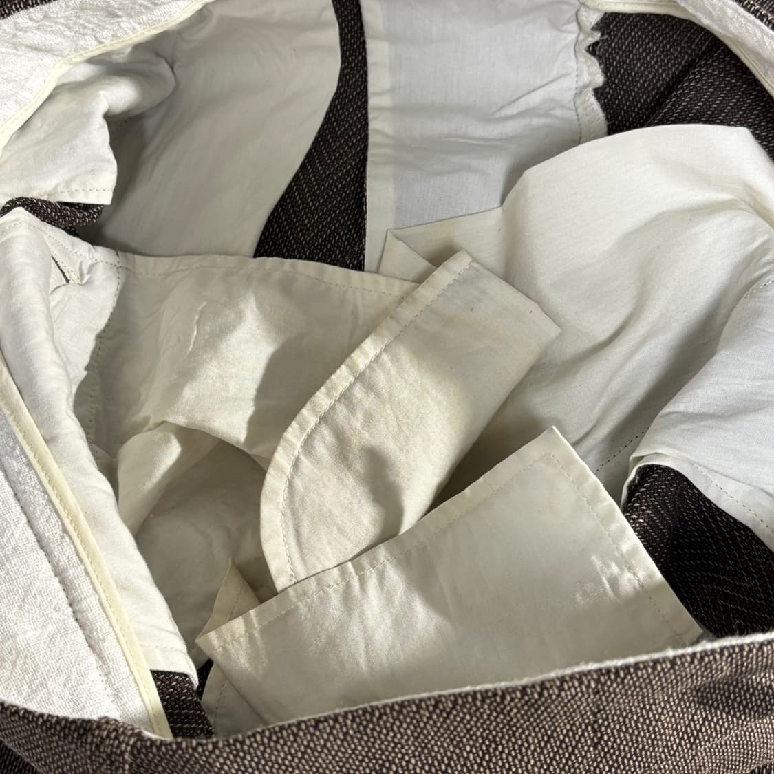 3) SEYA. 세야 24SS SIWA 헤링본 울 테일러 팬츠 상품이미지5