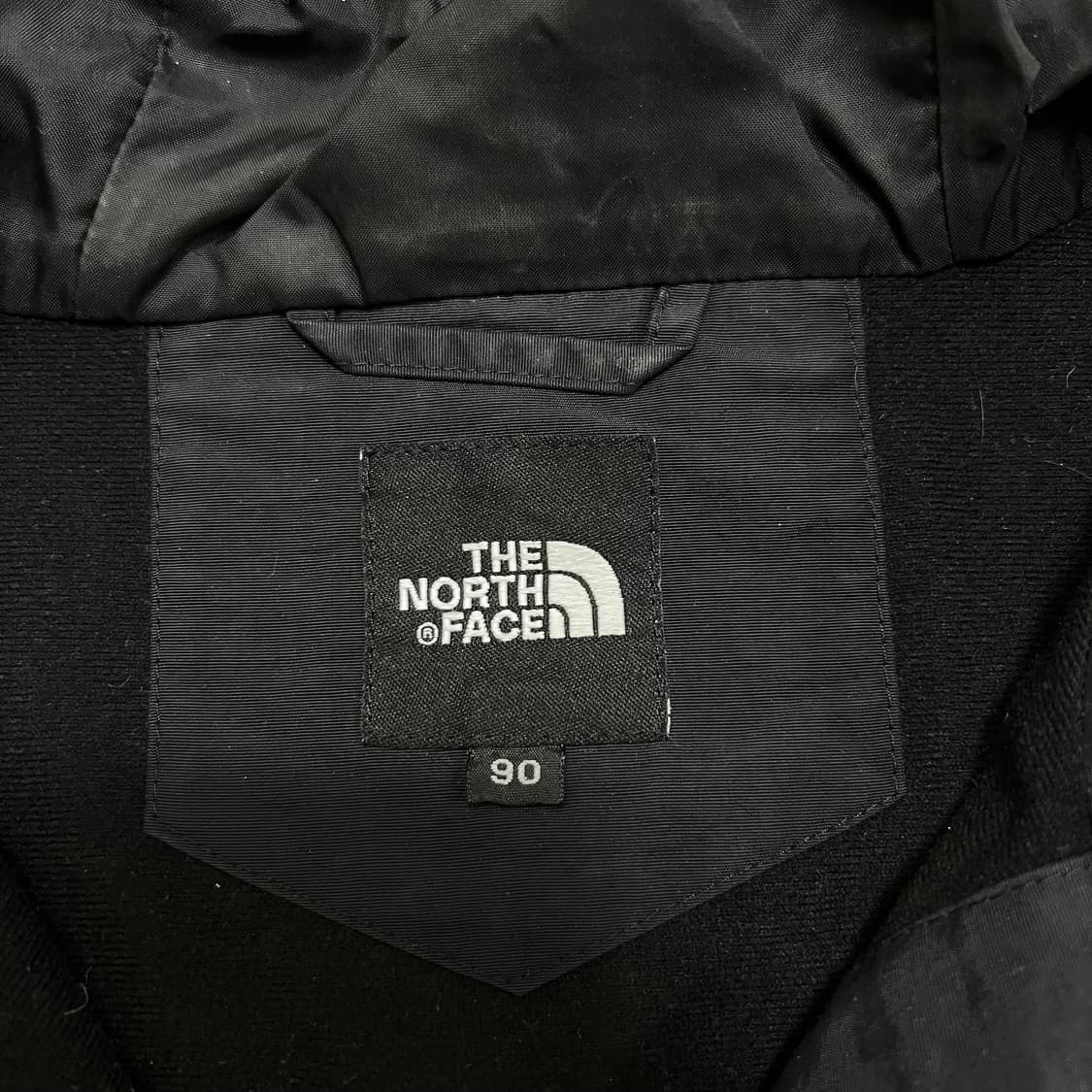 노스페이스 여성 하프돔 로고 바람막이 후드자켓 [블랙] S/90 상품이미지5