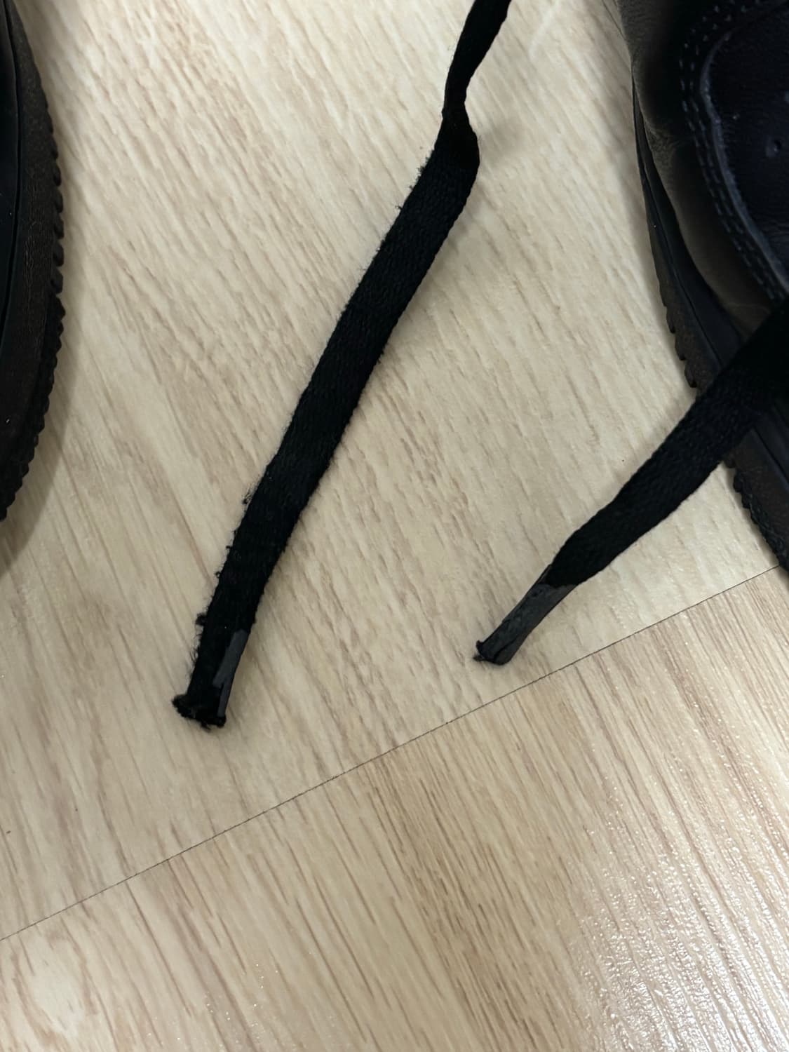 나이키 에어포스 블랙 275 상품이미지5