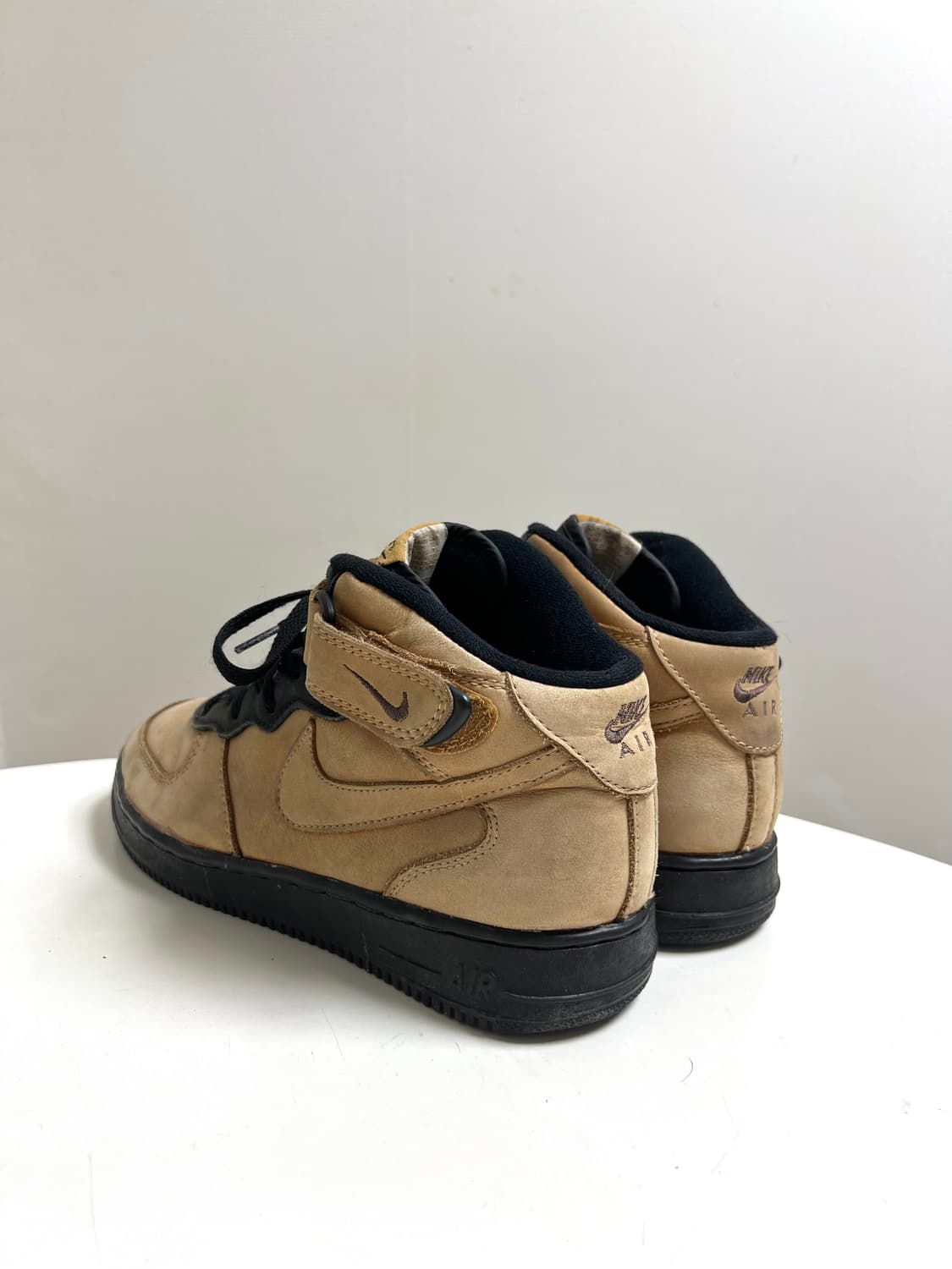 [285] 나이키 에어 포스원 미드 된검창 상품이미지4