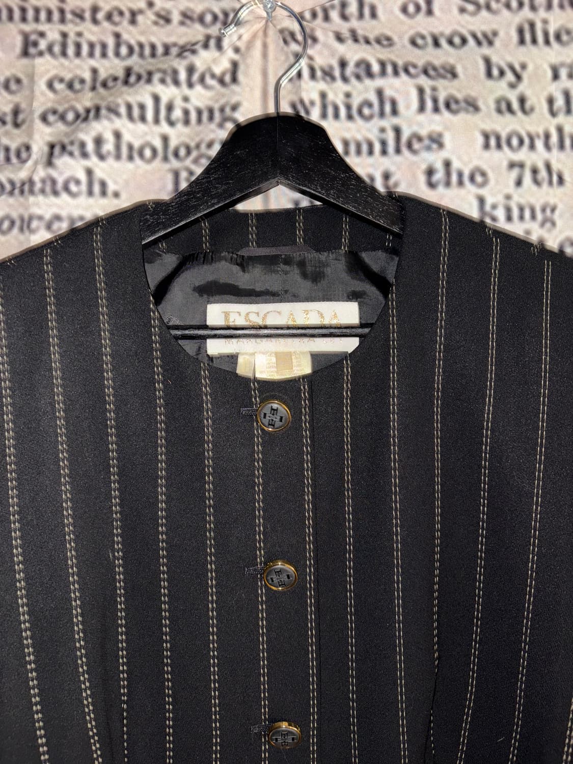 Pinstripe Orbit Blazer 상품이미지2