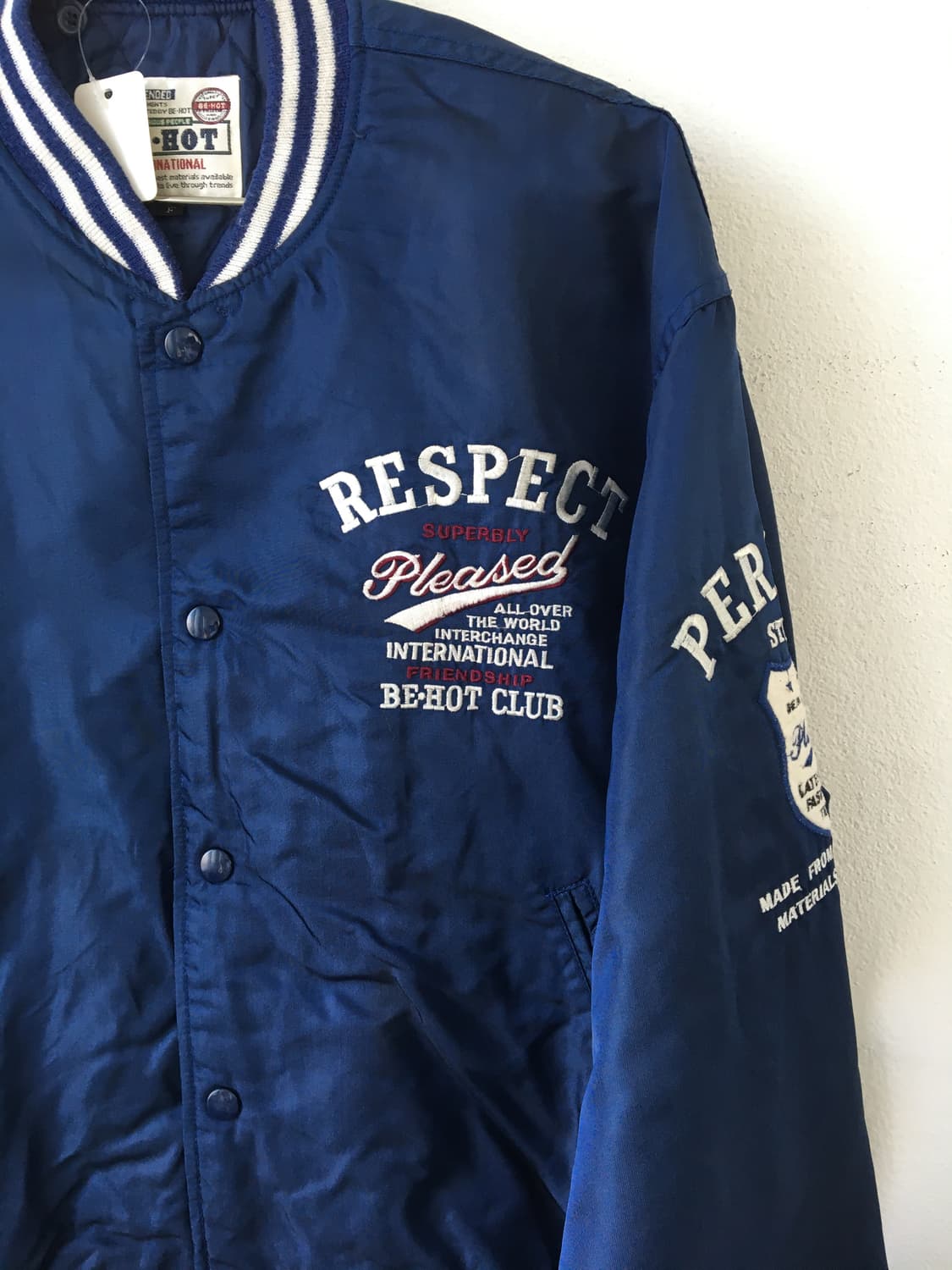 Lettering point bomber jacket 상품이미지5