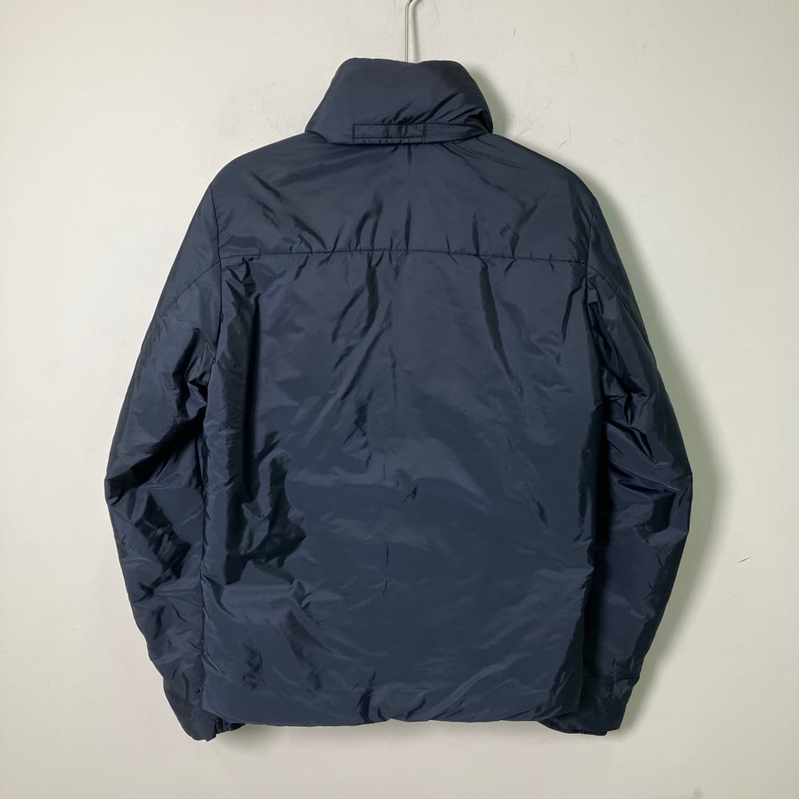 Prada 프라다 네이비 패딩 점퍼  상품이미지2