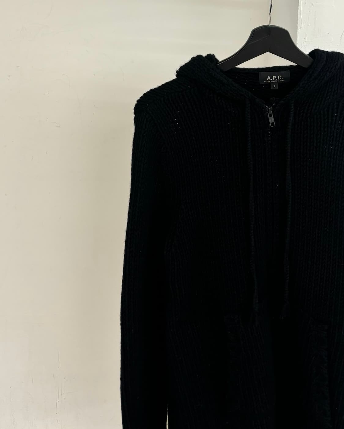 아페쎄 블랙 울 니트 후드집업 상품이미지3