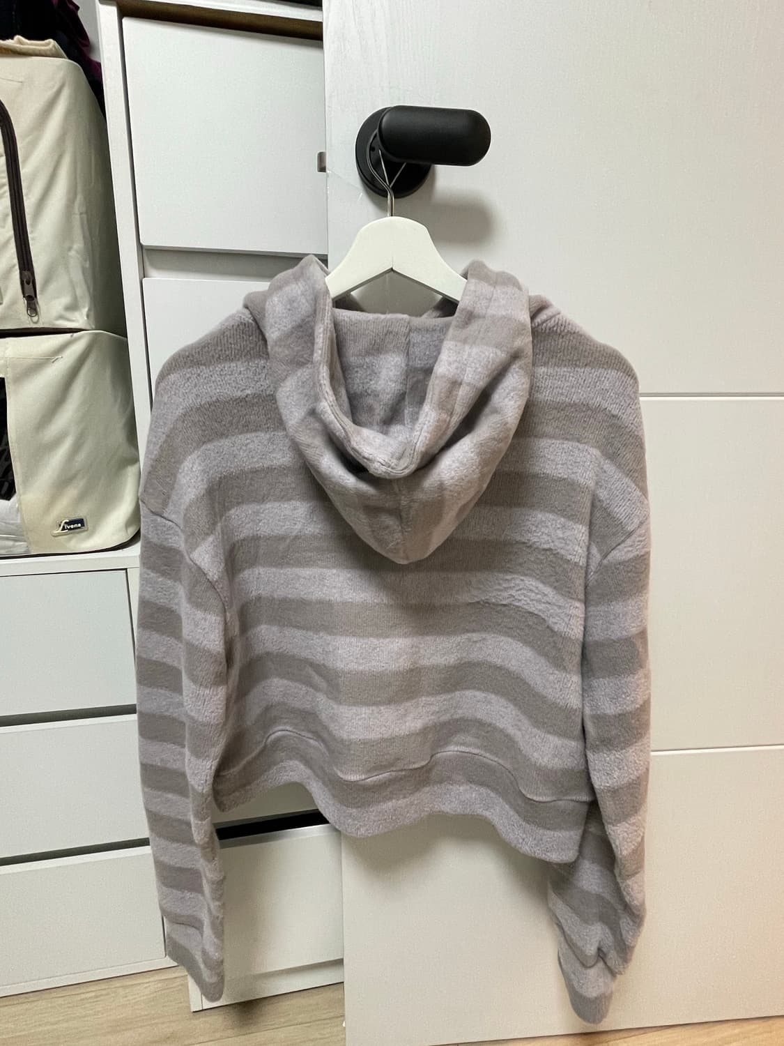 인앤양인하모니 후드티 상품이미지3