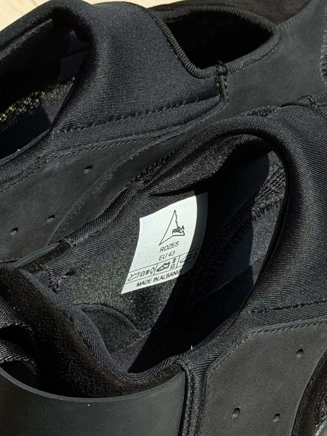 로아 하이킹 샌들 블랙 상품이미지6